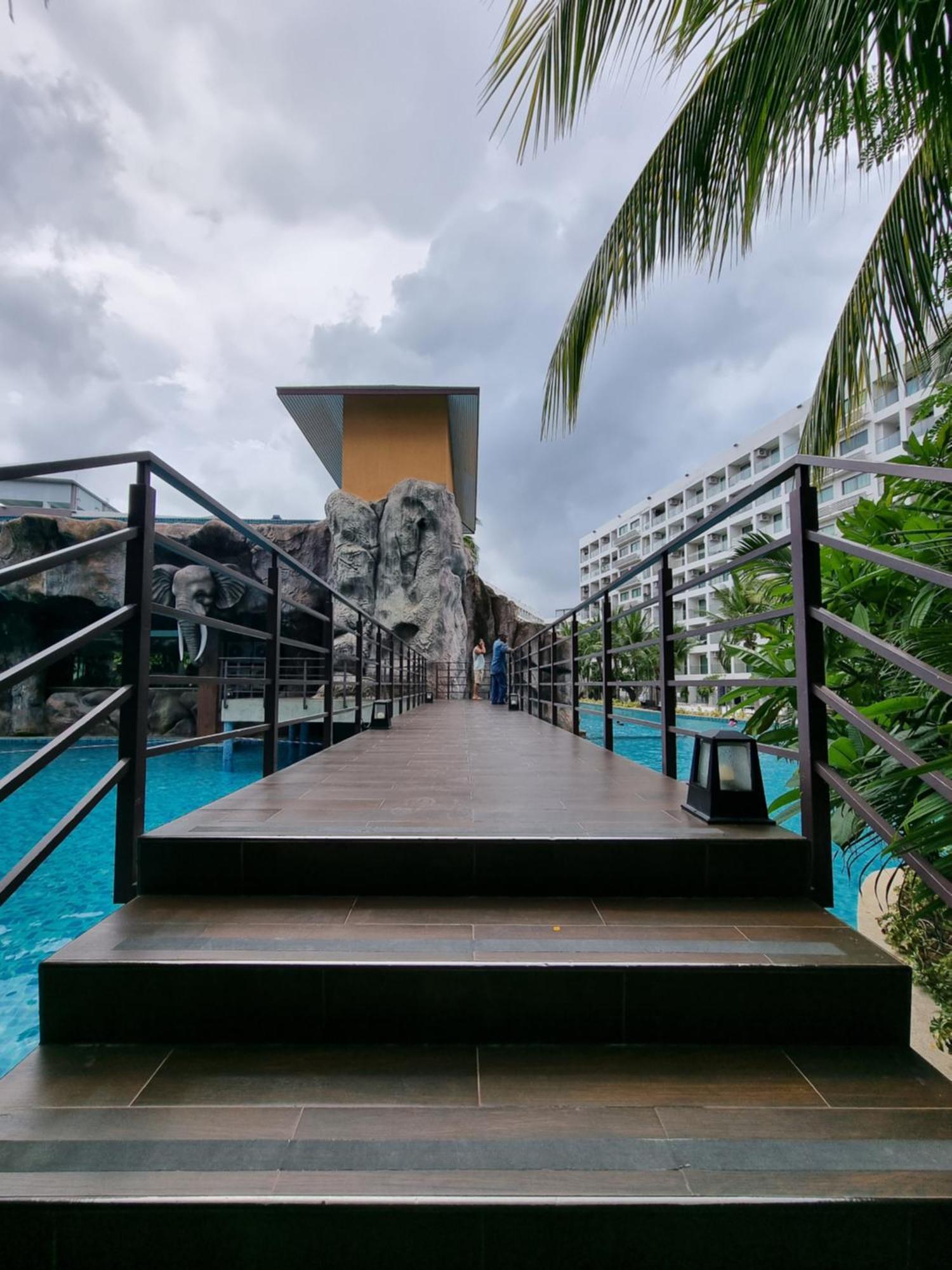 Laguna Beach Condo Resort 3 Maldives Pattaya Pool View ลากูน่า บีช คอนโด รีสอร์ต 3 พัทยา 좀티엔 비치 외부 사진