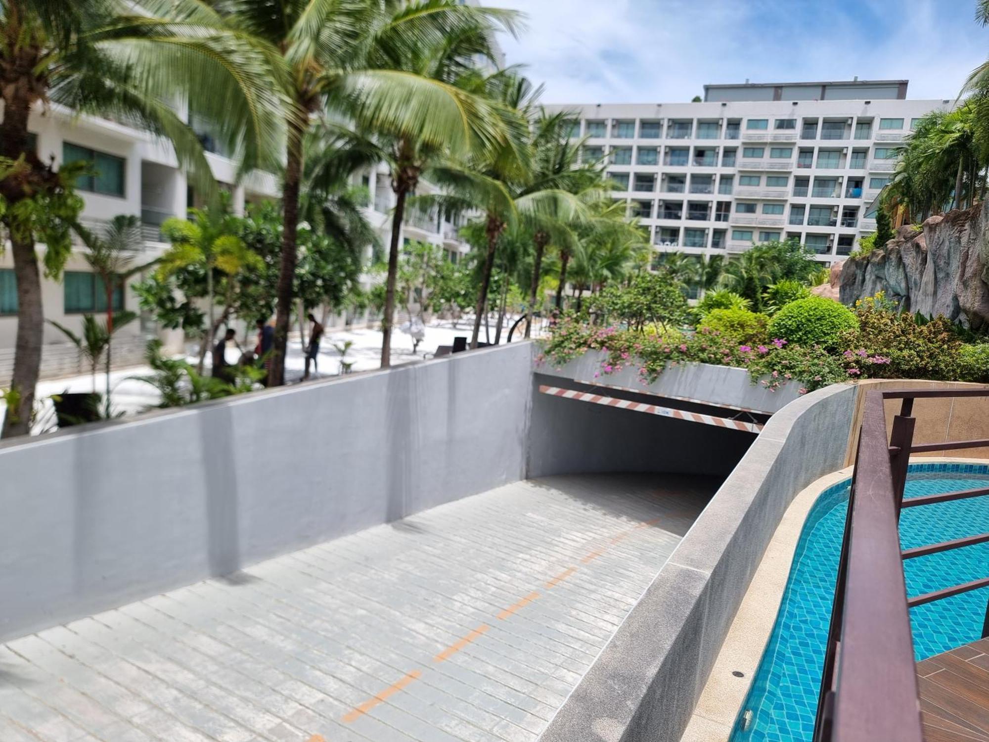 Laguna Beach Condo Resort 3 Maldives Pattaya Pool View ลากูน่า บีช คอนโด รีสอร์ต 3 พัทยา 좀티엔 비치 외부 사진