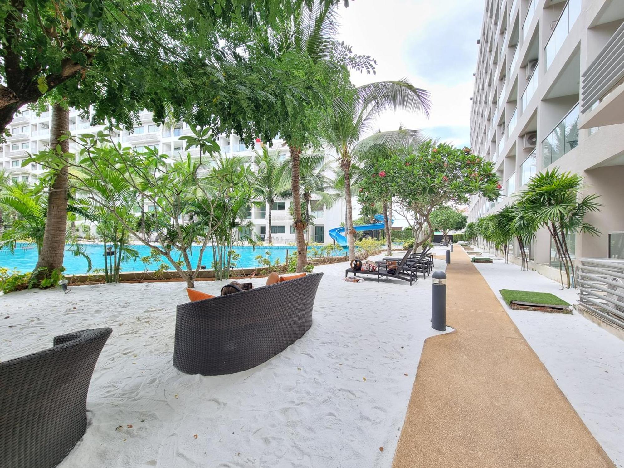 Laguna Beach Condo Resort 3 Maldives Pattaya Pool View ลากูน่า บีช คอนโด รีสอร์ต 3 พัทยา 좀티엔 비치 외부 사진