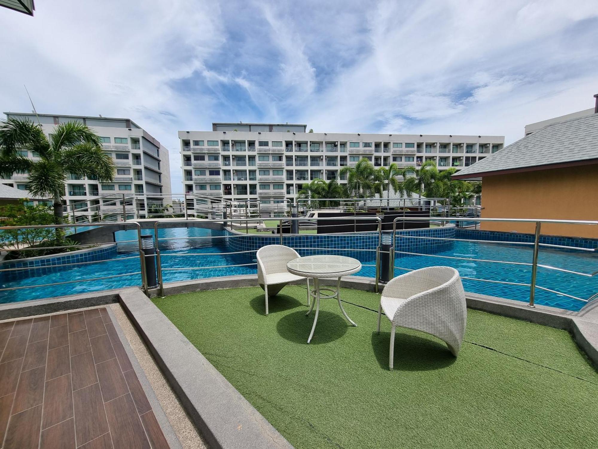 Laguna Beach Condo Resort 3 Maldives Pattaya Pool View ลากูน่า บีช คอนโด รีสอร์ต 3 พัทยา 좀티엔 비치 외부 사진
