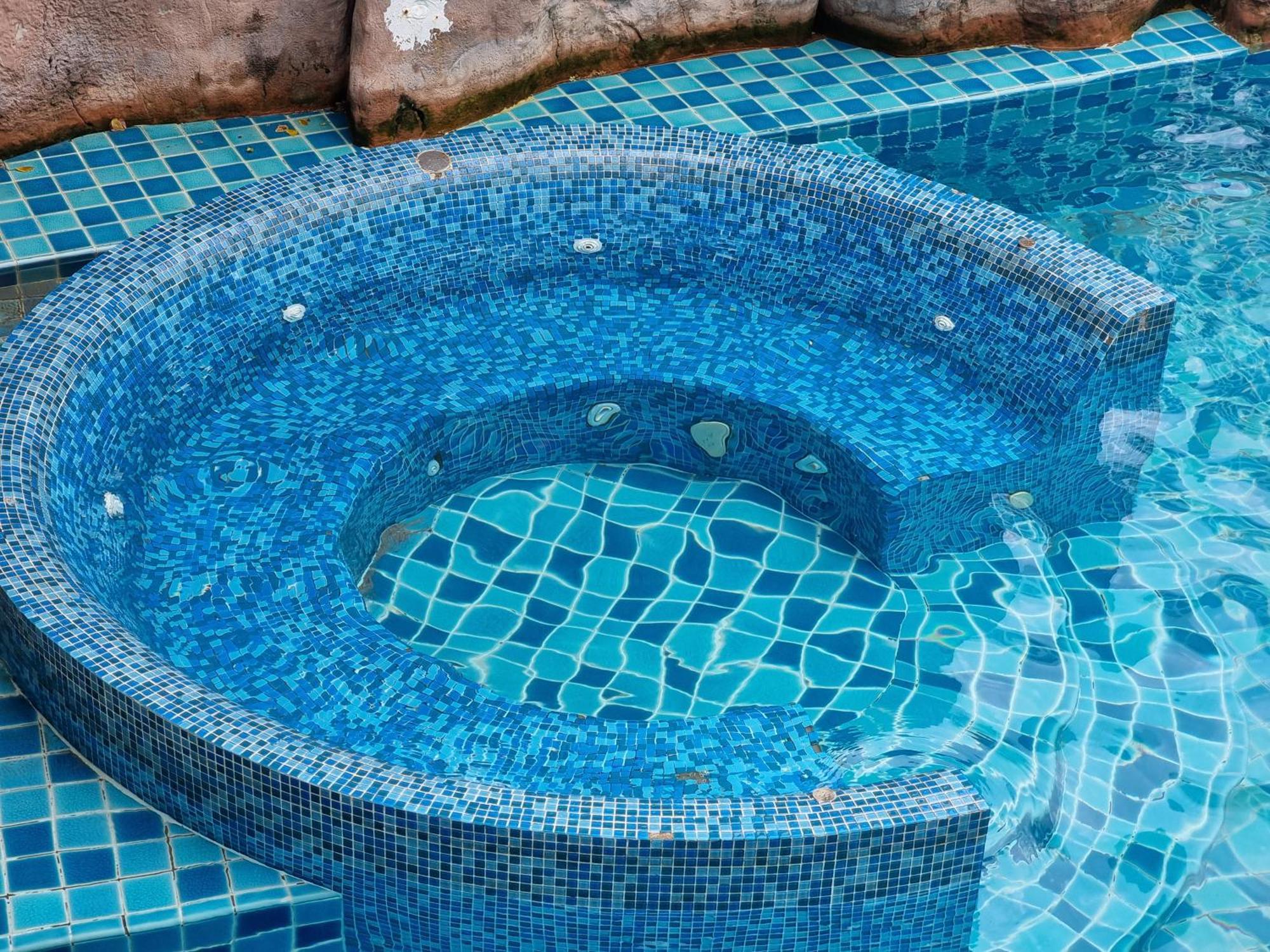 Laguna Beach Condo Resort 3 Maldives Pattaya Pool View ลากูน่า บีช คอนโด รีสอร์ต 3 พัทยา 좀티엔 비치 외부 사진