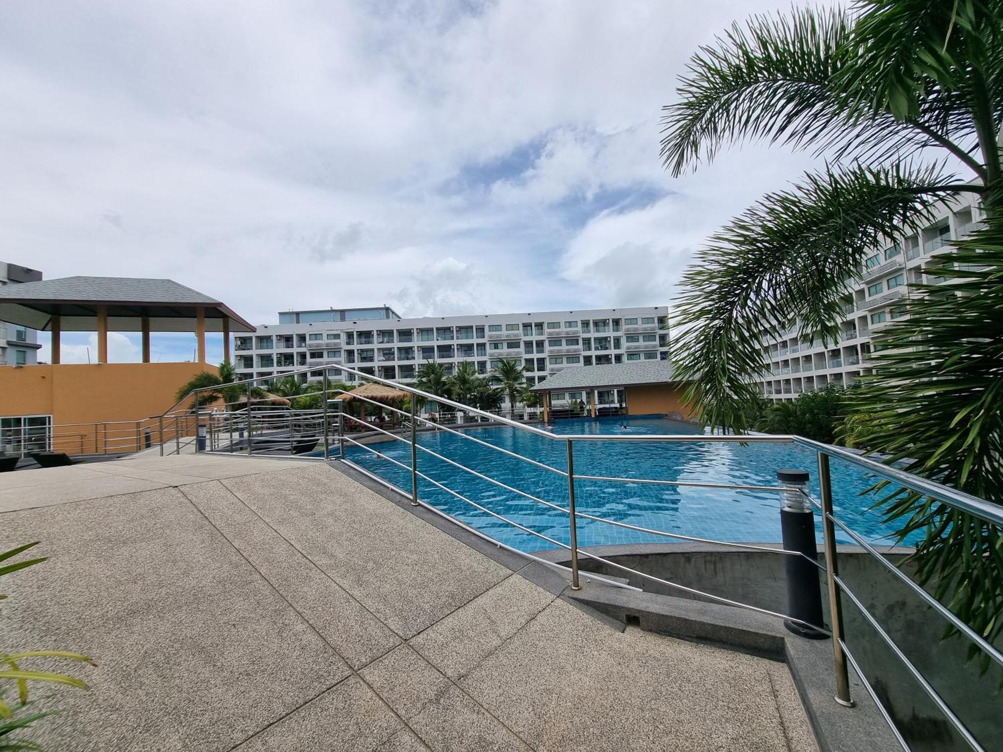 Laguna Beach Condo Resort 3 Maldives Pattaya Pool View ลากูน่า บีช คอนโด รีสอร์ต 3 พัทยา 좀티엔 비치 외부 사진